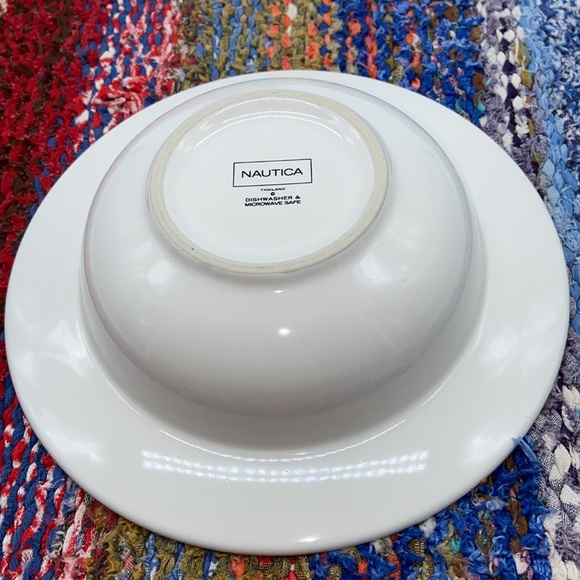4 Nautica Arctic White Rimmed Bowls - Picture 4 of 7